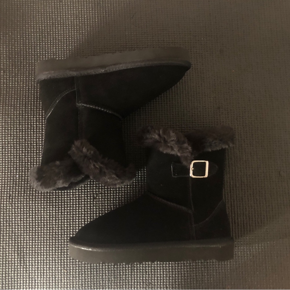 Style & Co. Boots Genuine Suede - Faux Fur Uppers - Size: 5M